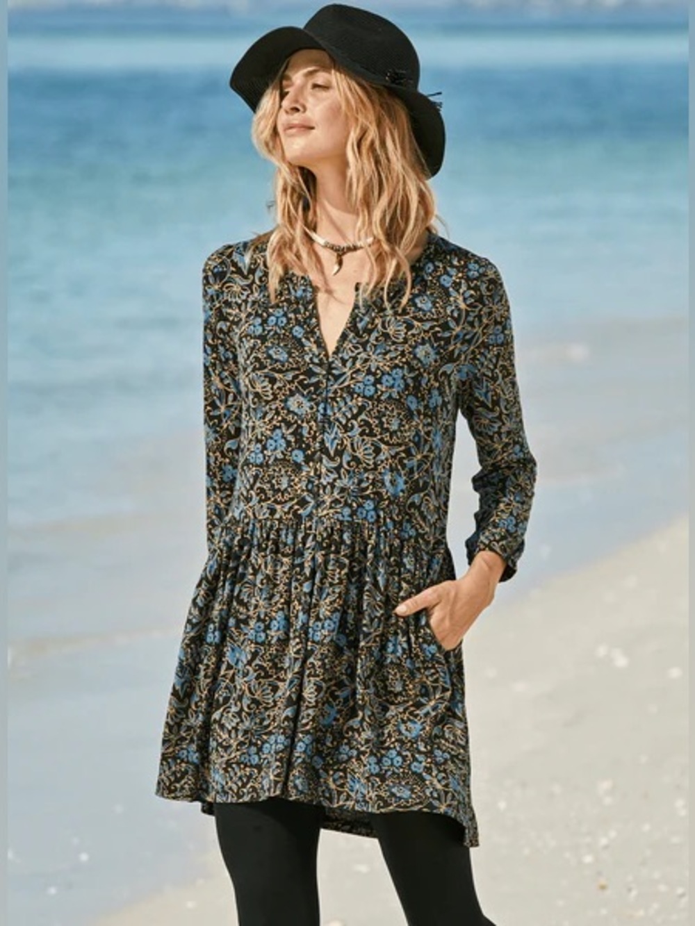 Peruvian Connection Rambling Vine Floral Tunic Top Button Front Pockets Small